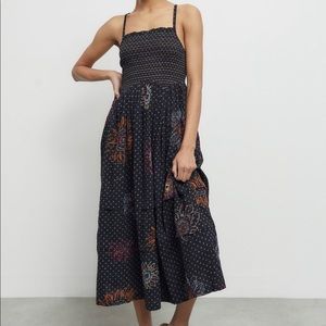UO Simonette embroidered smocked dress S